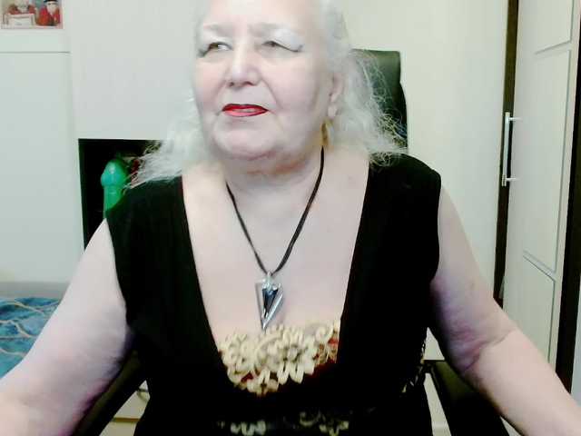 grannywants's BongaCams show and profile