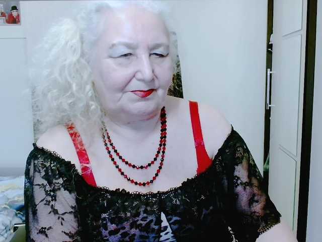 grannywants's BongaCams show and profile