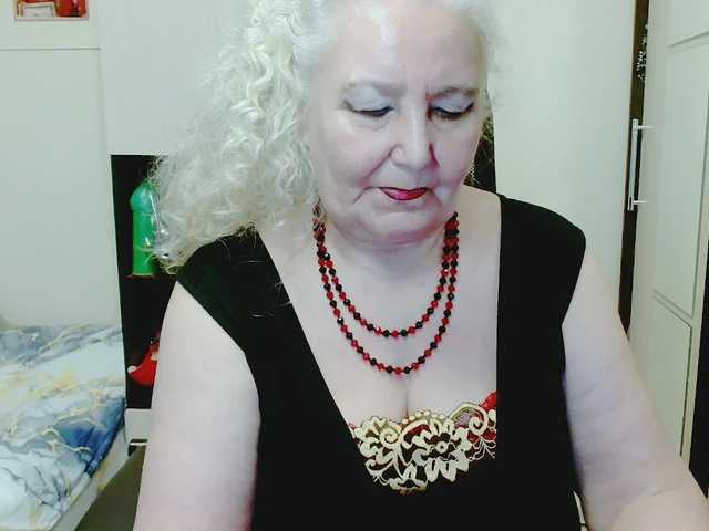 grannywants's BongaCams show and profile