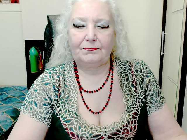 grannywants's BongaCams show and profile