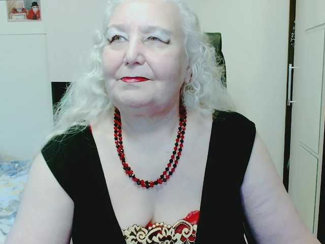 grannywants's BongaCams show and profile