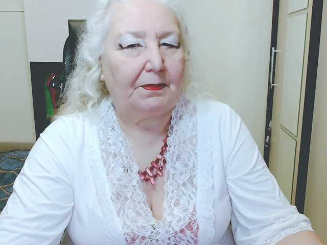 grannywants's BongaCams show and profile