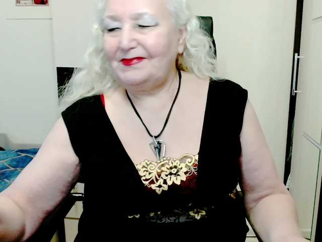 grannywants's BongaCams show and profile