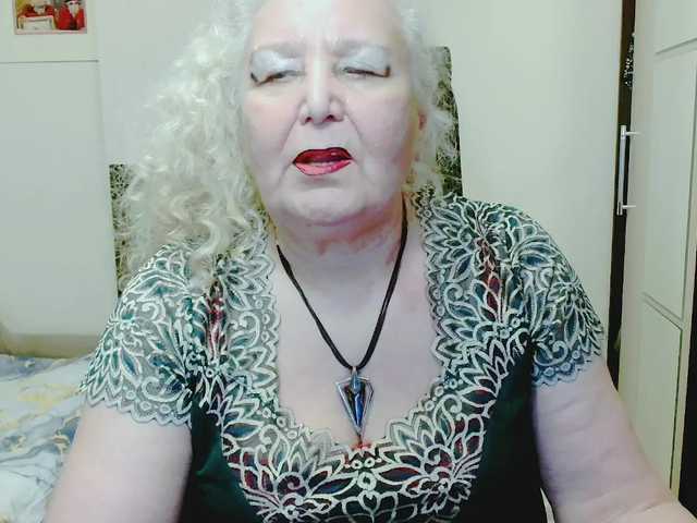 grannywants's BongaCams show and profile