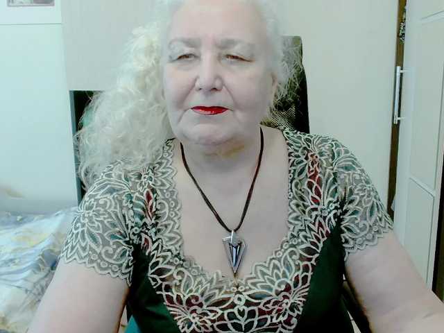 grannywants's BongaCams show and profile