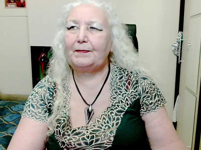grannywants's BongaCams show and profile