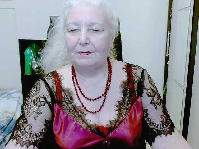 grannywants's BongaCams show and profile
