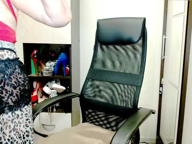 grannywants's BongaCams show and profile