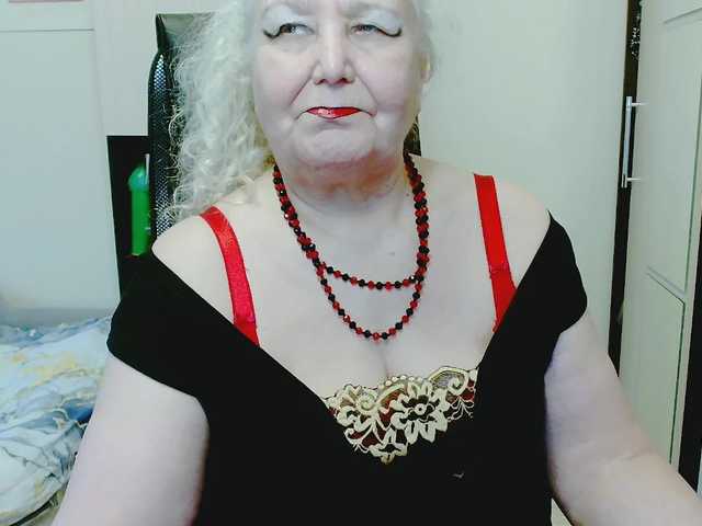 grannywants's BongaCams show and profile
