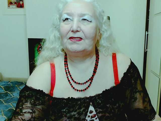 go to chat with GrannyWants