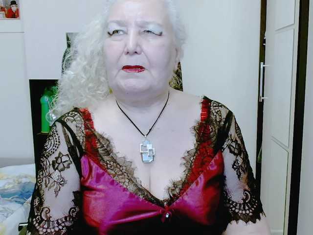 grannywants's BongaCams show and profile