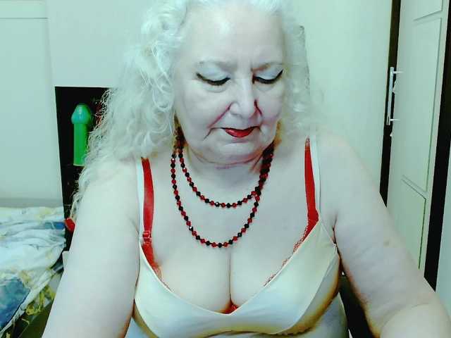 grannywants's BongaCams show and profile