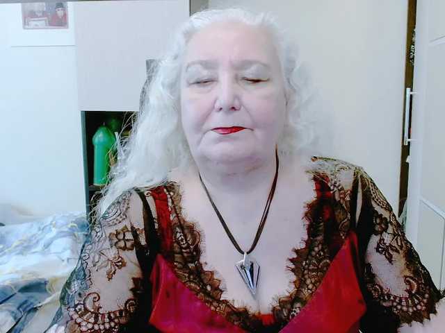 grannywants's BongaCams show and profile