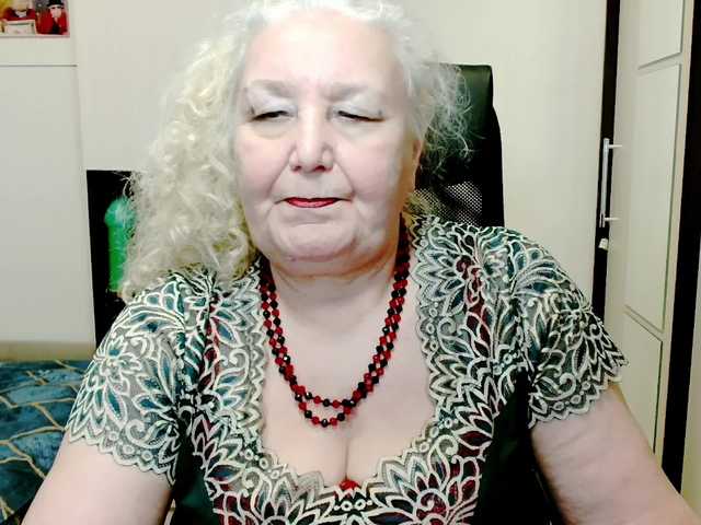 grannywants's BongaCams show and profile