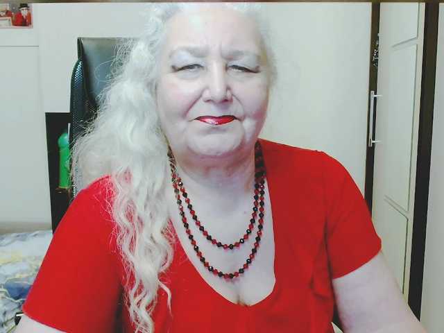 grannywants's BongaCams show and profile