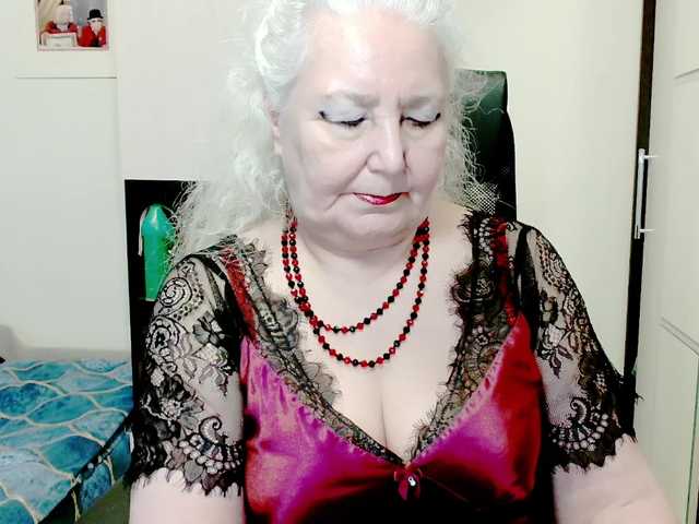 grannywants's BongaCams show and profile