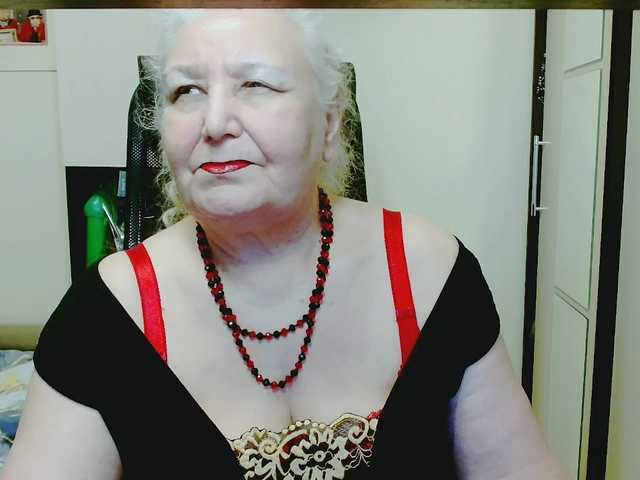 go to chat with GrannyWants