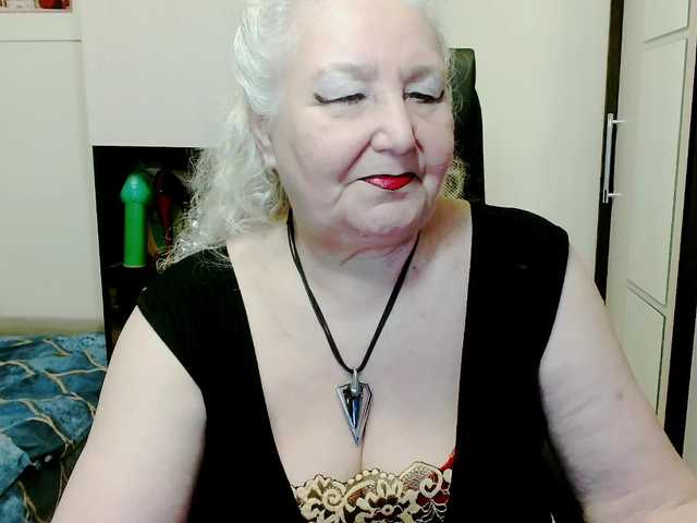 grannywants's BongaCams show and profile