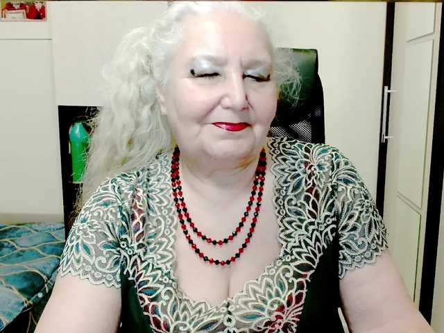 grannywants's BongaCams show and profile