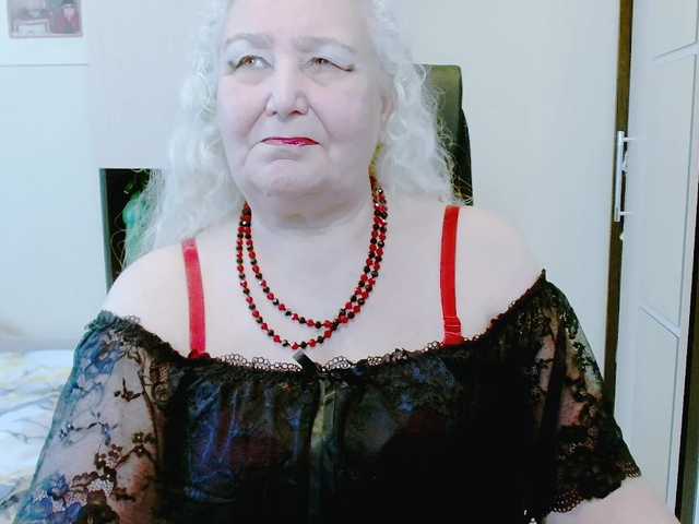 grannywants's BongaCams show and profile
