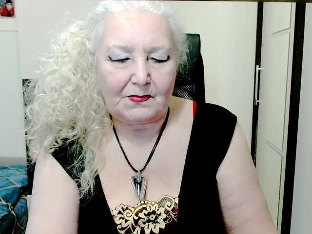 GrannyWants webcam