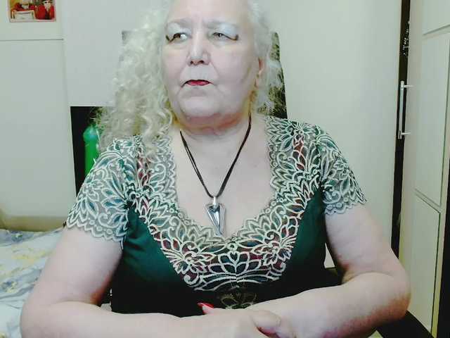 grannywants's BongaCams show and profile