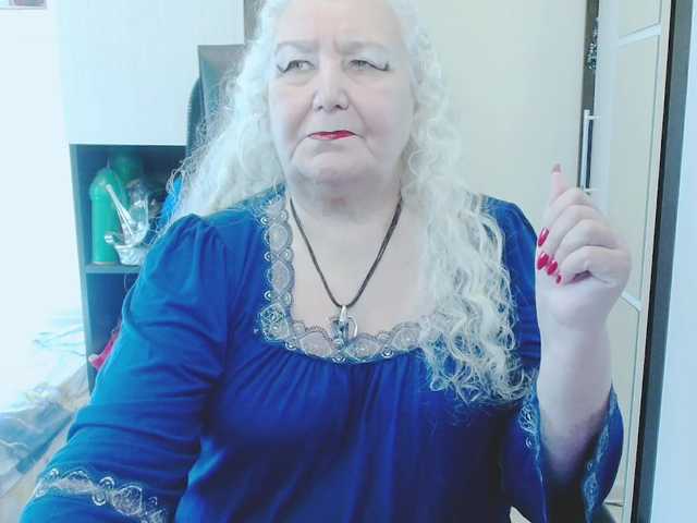 grannywants's BongaCams show and profile