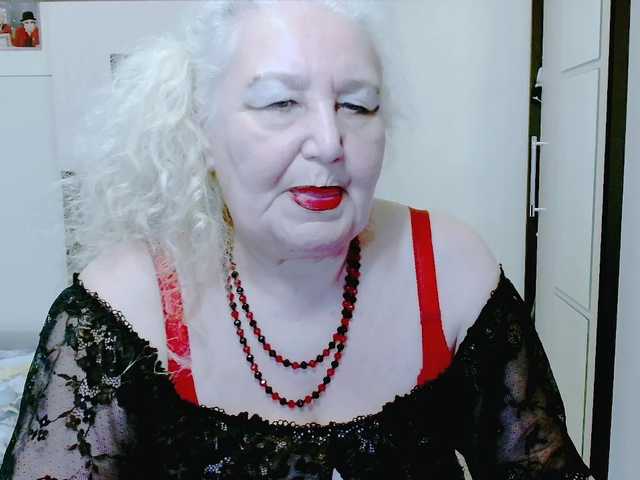 grannywants's BongaCams show and profile