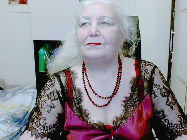 grannywants's BongaCams show and profile