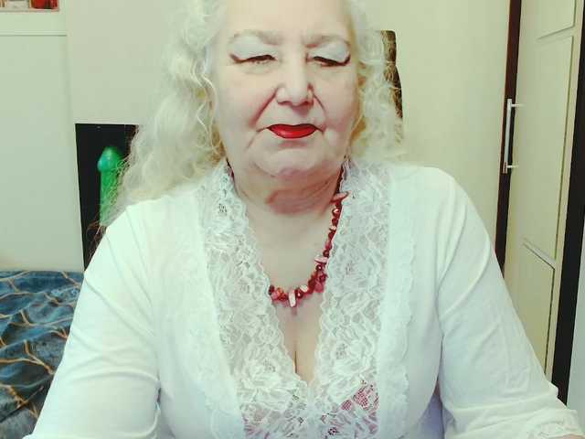 grannywants's BongaCams show and profile