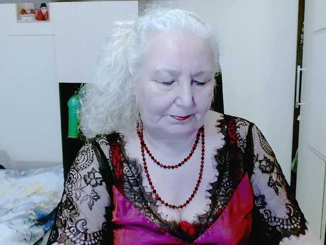 grannywants's BongaCams show and profile
