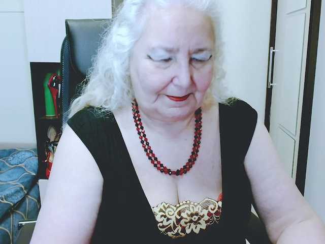 grannywants's BongaCams show and profile
