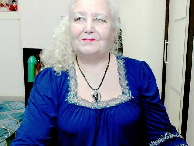 grannywants's BongaCams show and profile