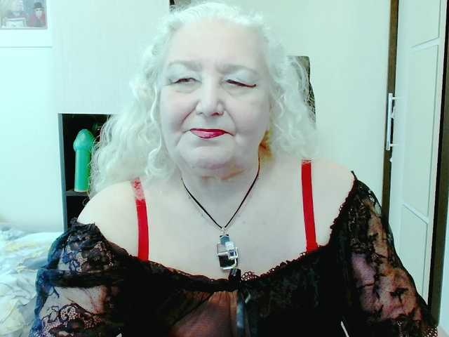 grannywants's BongaCams show and profile
