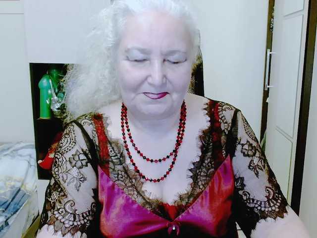 grannywants's BongaCams show and profile