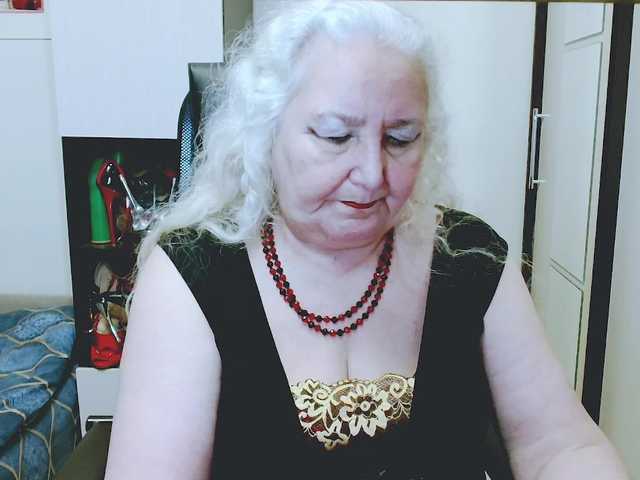 grannywants's BongaCams show and profile
