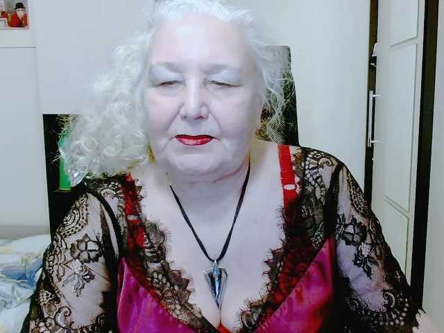 grannywants's BongaCams show and profile