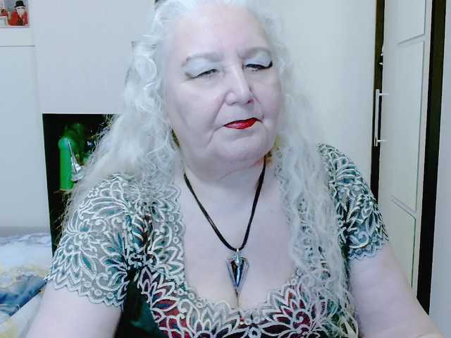 grannywants's BongaCams show and profile