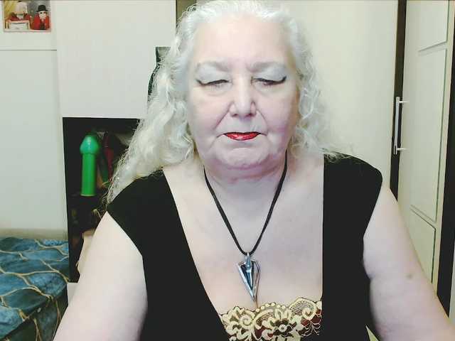 grannywants's BongaCams show and profile