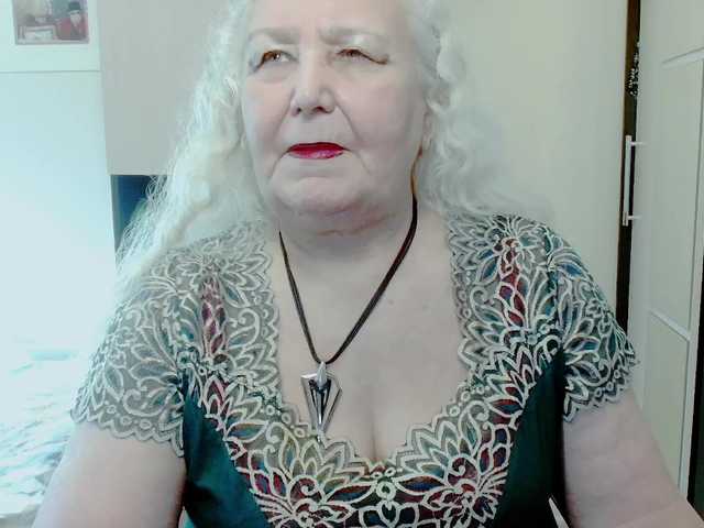 grannywants's BongaCams show and profile