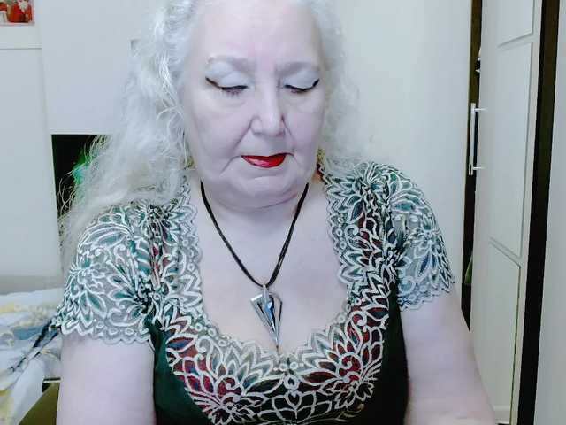grannywants's BongaCams show and profile