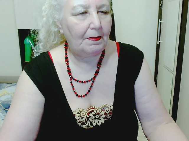 grannywants's BongaCams show and profile