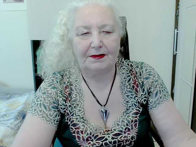 grannywants's BongaCams show and profile
