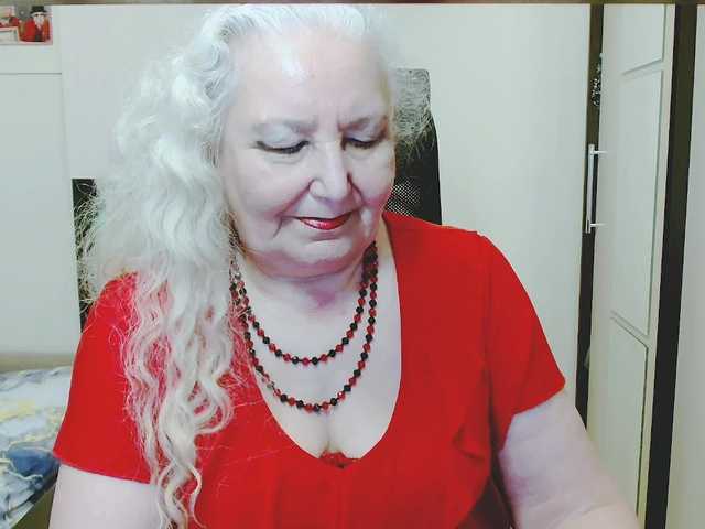 grannywants's BongaCams show and profile