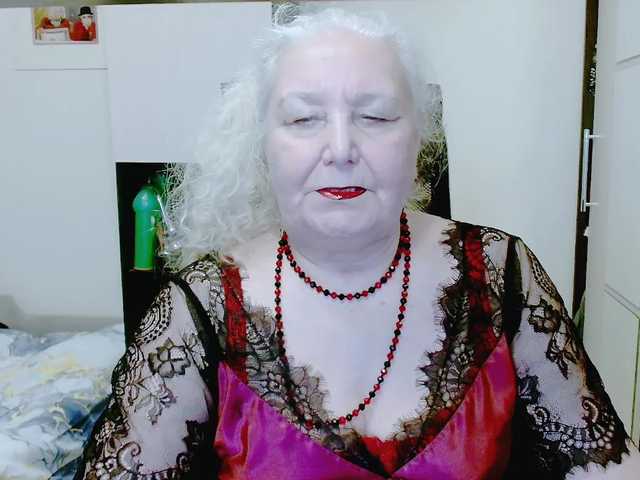 grannywants's BongaCams show and profile