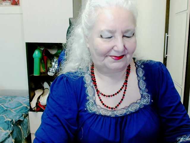 grannywants's BongaCams show and profile