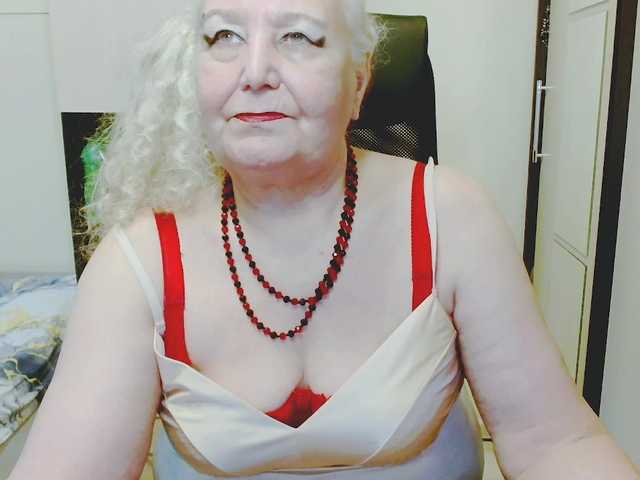 grannywants's BongaCams show and profile