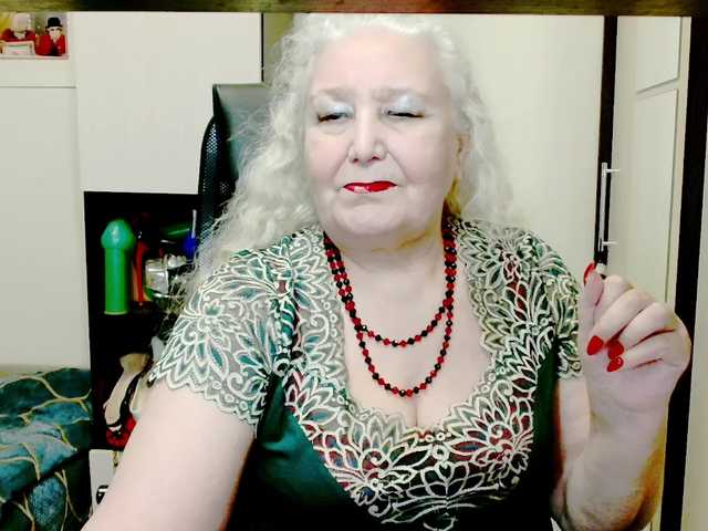 grannywants's BongaCams show and profile
