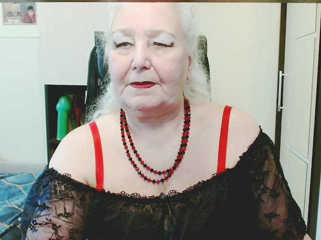 grannywants's BongaCams show and profile