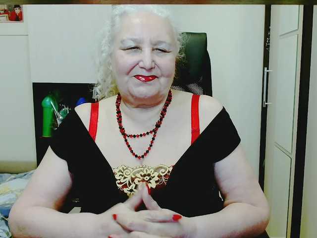 grannywants's BongaCams show and profile